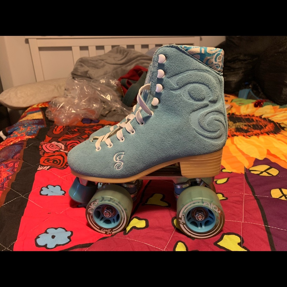 Candygirl Seafoam Roller Skates Size 6